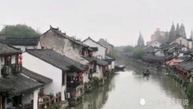 逃离空的老房子